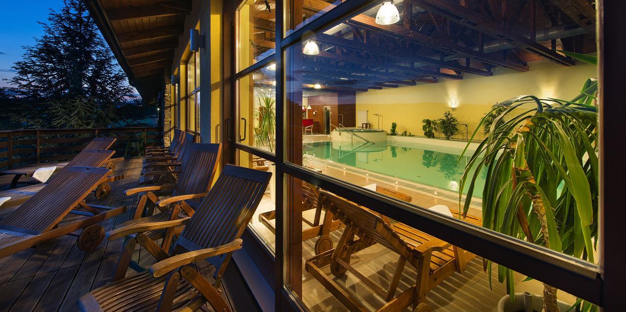 Wellness Hotel Happy Star Hnanice  Exterior foto
